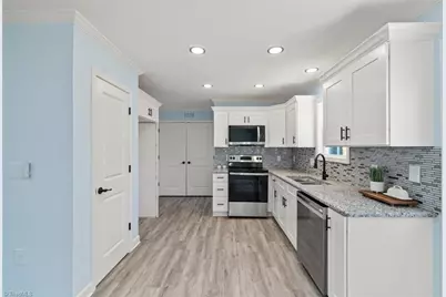 527 Amos Street, High Point, NC 27260 - Photo 11