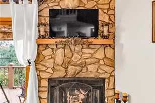 34 Yuri Ln, Piney Creek, NC 28663 - Photo 9