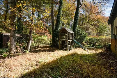 2100 Red Forest Road, Greensboro, NC 27410 - Photo 31