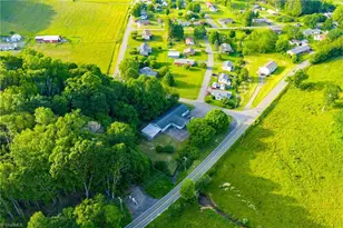 123 Buck Mountain Cir, West Jefferson, NC 28694 - Photo 47