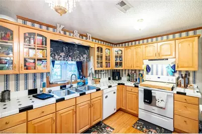 123 Buck Mountain Circle, West Jefferson, NC 28694 - Photo 23