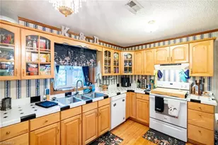 123 Buck Mountain Cir, West Jefferson, NC 28694 - Photo 23