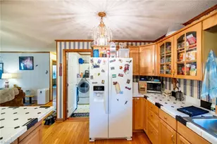 123 Buck Mountain Cir, West Jefferson, NC 28694 - Photo 25