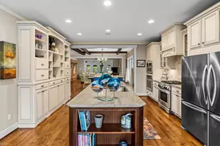 2002 Stratton Hills Ct, Greensboro, NC 27410 - Photo 7