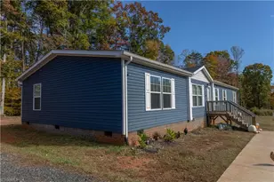 2360 Ralph Joyce Rd, Sandy Ridge, NC 27046 - Photo 3