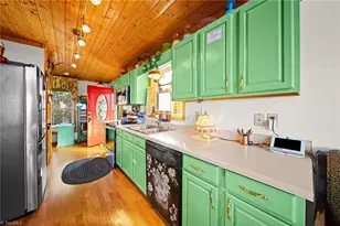 1902 Brown Rd, Sparta, NC 28675 - Photo 17