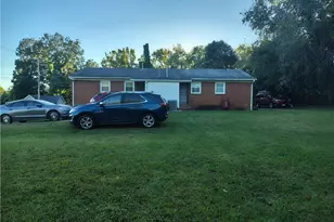 1217 Cloverdale St, High Point, NC 27260 - Photo 7