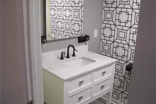 1 N Forrest Dr, Thomasville, NC 27360 - Photo 23