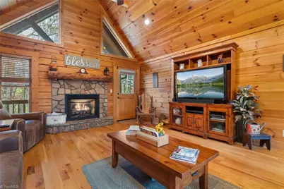 138 Laurelwood Drive, West Jefferson, NC 28694 - Photo 25