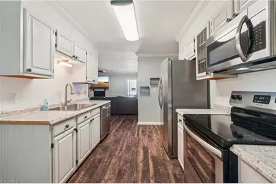 2004 Sunrise Circle, Lexington, NC 27295 - Photo 13