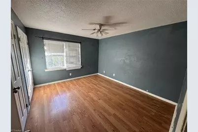 1303 W Meadowview Road #G, Greensboro, NC 27403 - Photo 7