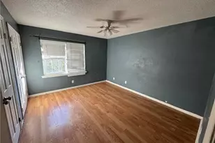 1303 W Meadowview Rd, Greensboro, NC 27403 - Photo 7