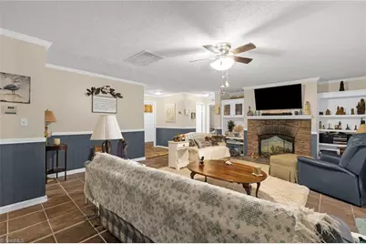 2072 US Highway 158, Reidsville, NC 27320 - Photo 7