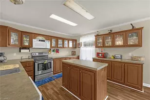 2072 US Hwy 158, Reidsville, NC 27320 - Photo 11