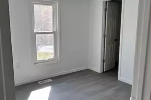 4872 Oak Branch Ln, Walkertown, NC 27051 - Photo 7