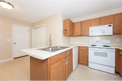 111 Petree Road, Winston-Salem, NC 27106 - Photo 7