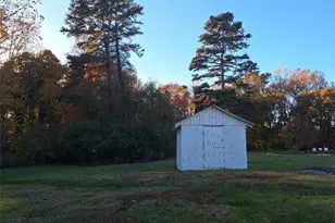 1414 Jonestown Rd, Winston-Salem, NC 27103 - Photo 15