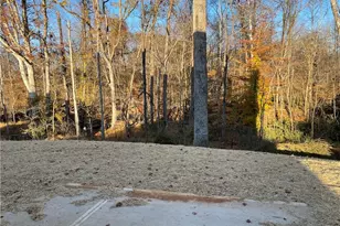 1990 Meadowview Dr, Graham, NC 27253 - Photo 5