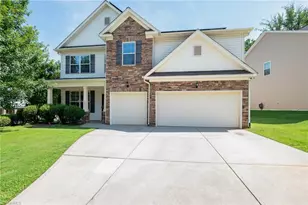 301 Summerwalk Rd, Greensboro, NC 27455 - Photo 3