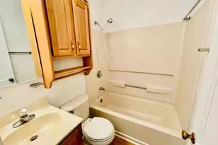 2718 Robin Hood Dr, Greensboro, NC 27408 - Photo 3