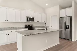 3458 Robindale Dr, Winston-Salem, NC 27107 - Photo 3