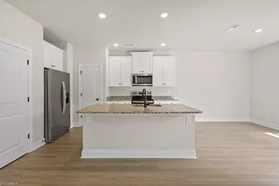 421 Robindale Court, Winston-Salem, NC 27107 - Photo 9