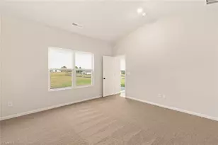 421 Robindale Ct, Winston-Salem, NC 27107 - Photo 13