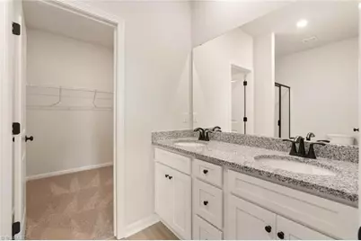 421 Robindale Court, Winston-Salem, NC 27107 - Photo 15