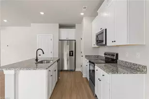 421 Robindale Ct, Winston-Salem, NC 27107 - Photo 13