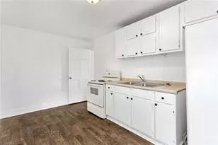 3512 Clymer St, Greensboro, NC 27407 - Photo 11