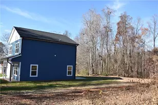 304 Pope St, Lexington, NC 27292 - Photo 5