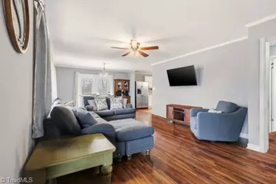 152 Wall Avenue, Thomasville, NC 27360 - Photo 3