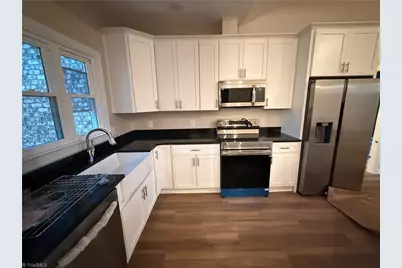 1622 Country Club Road, Yadkinville, NC 27055 - Photo 7