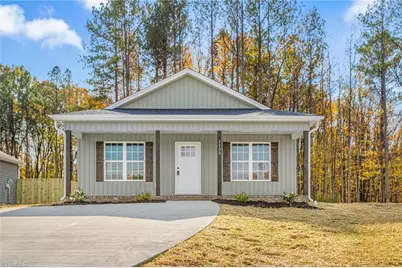 1105 Sunset Drive, Thomasville, NC 27360 - Photo 1