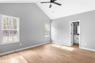 1105 Sunset Dr, Thomasville, NC 27360 - Photo 15