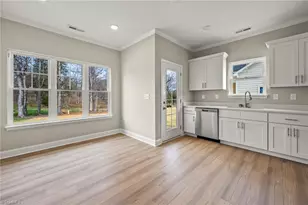 1376 Piedmont Dr, Lexington, NC 27295 - Photo 5