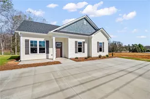 1380 Piedmont Dr, Lexington, NC 27295 - Photo 5