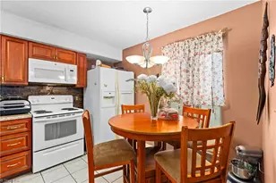 3753 Heathrow Dr, Winston-Salem, NC 27127 - Photo 5