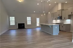 1509 Reese Ct, Burlington, NC 27217 - Photo 3