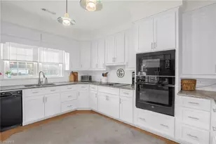 255 Weatherfield Ln, Kernersville, NC 27284 - Photo 17