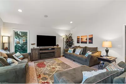 592 Shoreline Road, New London, NC 28127 - Photo 9