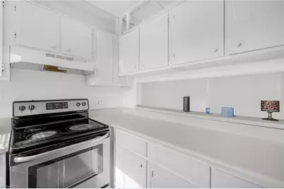 2235 Shadow Valley Road #E, High Point, NC 27265 - Photo 13