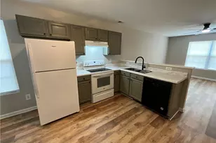 1019 N Manor Dr, High Point, NC 27260 - Photo 13