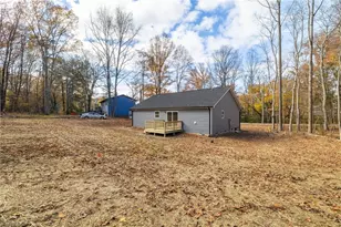 216 Knollwood Dr, Eden, NC 27288 - Photo 29