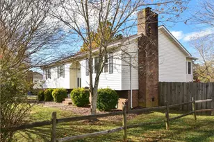 246 Laurel Ct, Winston-Salem, NC 27127 - Photo 5