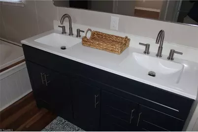 139 Crestwood Circle, Lexington, NC 27295 - Photo 31