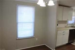 139 Crestwood Cir, Lexington, NC 27295 - Photo 47