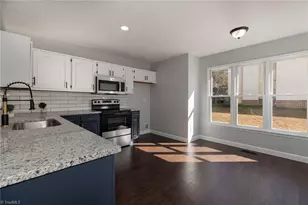 12 Knoll Brook Ct, Greensboro, NC 27407 - Photo 19