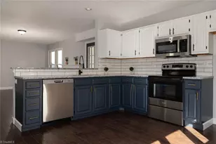 12 Knoll Brook Ct, Greensboro, NC 27407 - Photo 21