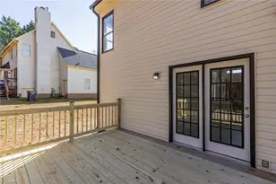 12 Knoll Brook Ct, Greensboro, NC 27407 - Photo 7